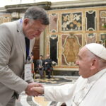 Autoridades Del Colegio Raúl Arino con el Papa Francisco: “Estar con la persona más influyente del mundo es muy motivante”