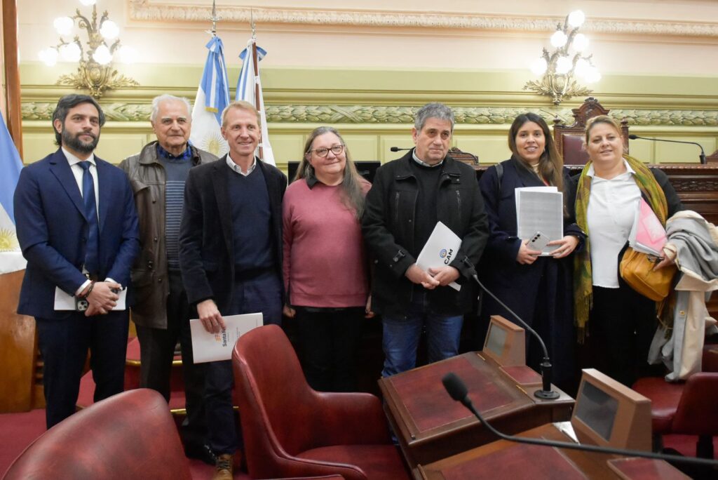 Santa Fe: avances en la inserción del mutualismo con rango constitucional