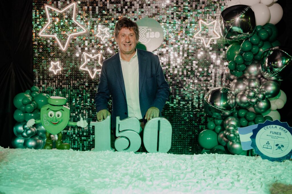Funes celebró sus 150 años con misa, emoción y brindis multitudinario
