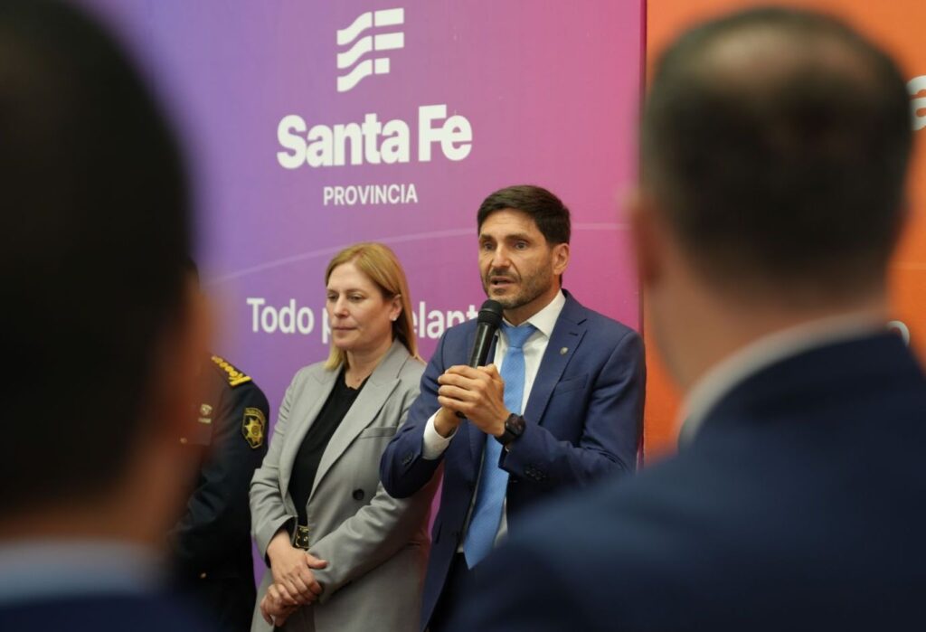 Pullaro contra Milei: “La baja de retenciones es una medida electoral, necesitamos previsibilidad para el campo”