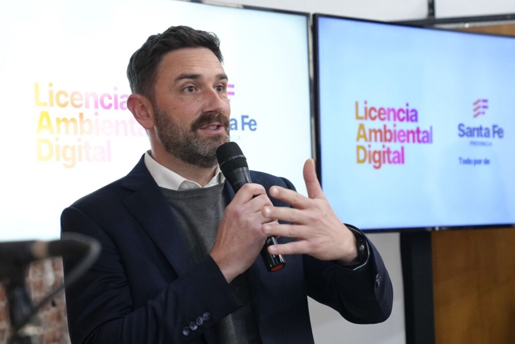 Categorización ambiental Santa Fe: 2.184 empresas en 2025, trámite digital en 30 minutos y Licencia Ambiental Digital. El sistema quintuplicó resultados del año previo.