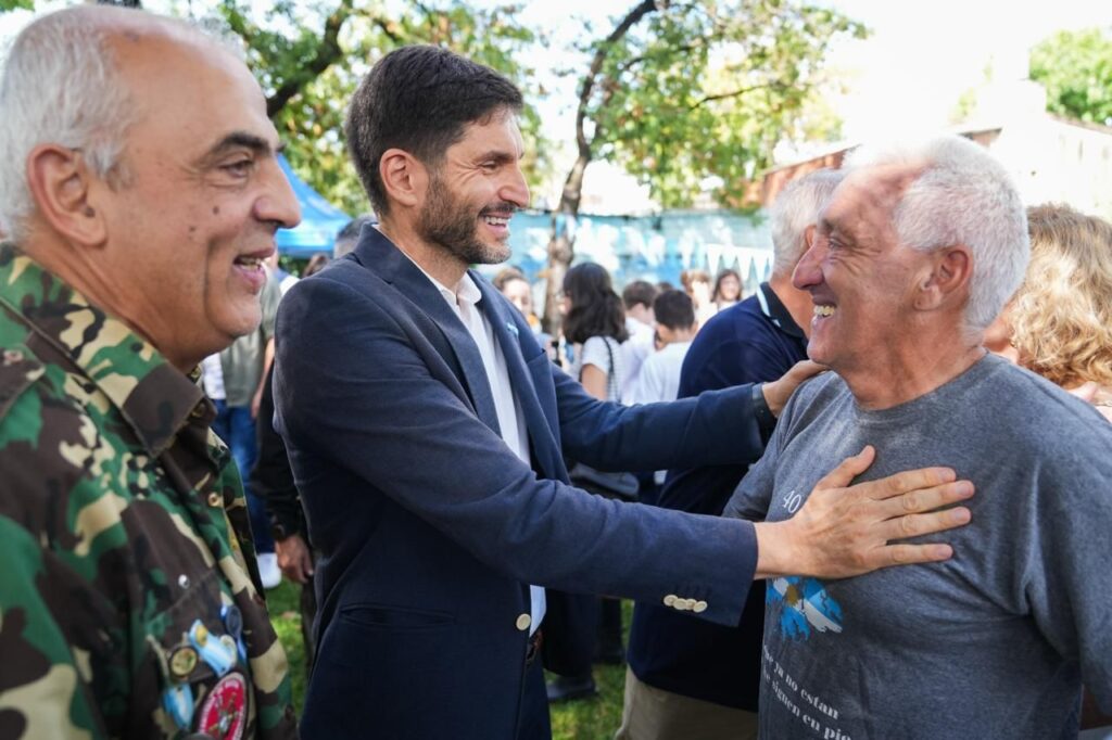 Pullaro Malvinas: gobernador saluda excombatientes en Rosario por el Día del Veterano