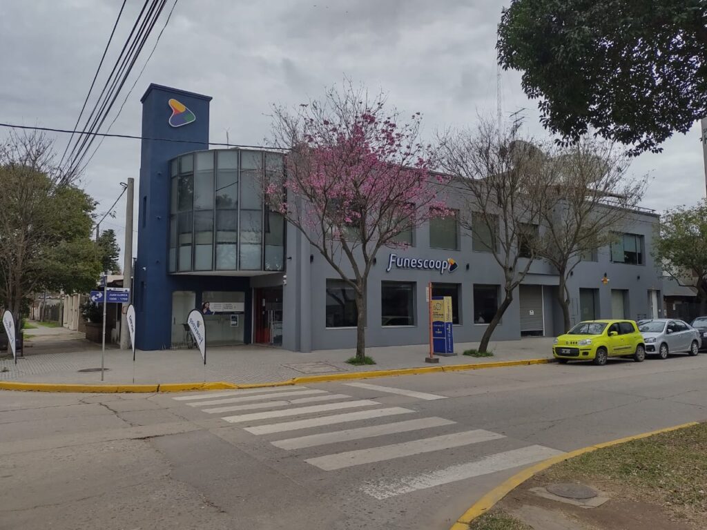 Funescoop fibra óptica Funes sede cooperativa Juan Elorza