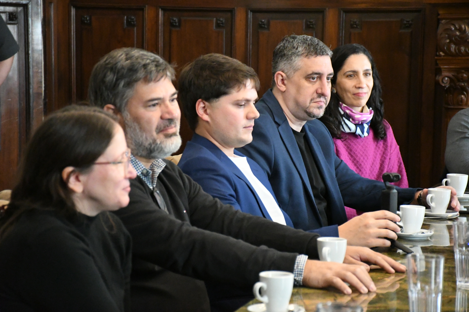 Referentes del Foro de la Construcción Rosario reunidos durante la entrega del reconocimiento institucional