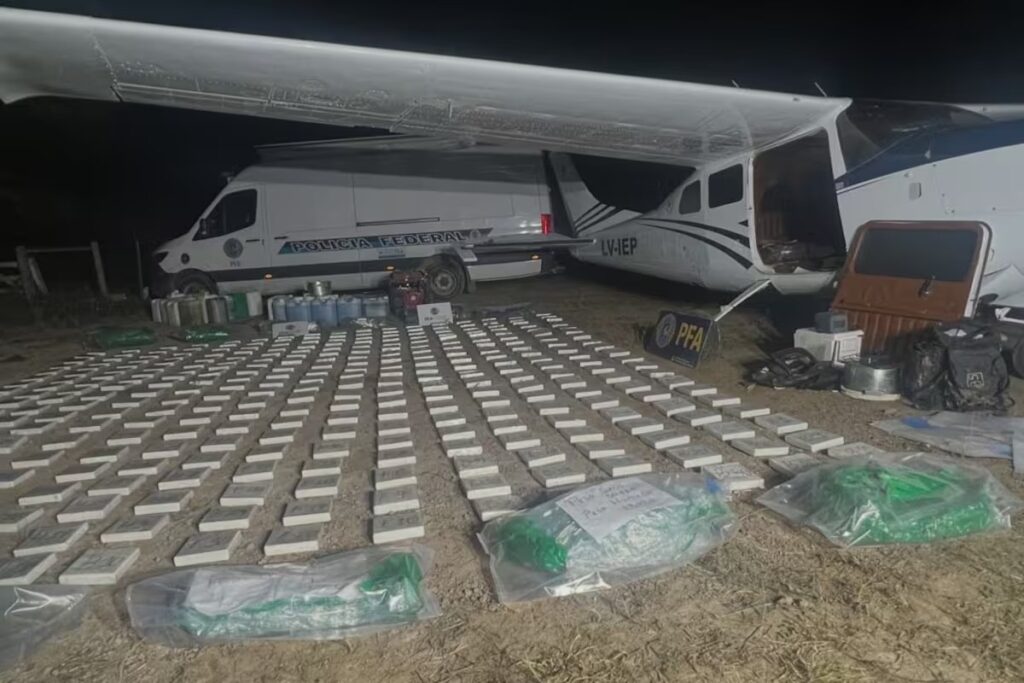 Avión 442 kilos cocaína operativo Policía Federal narco Rosario cartel
