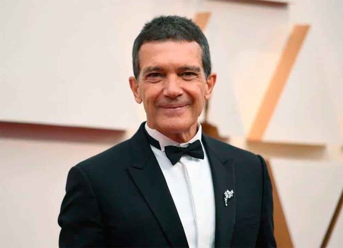 Antonio Banderas da positivo por COVID-19 en su cumpleaños