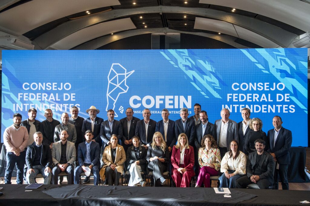 Consejo Federal de Intendentes reunido en Rosario encabezado por Pablo Javkin