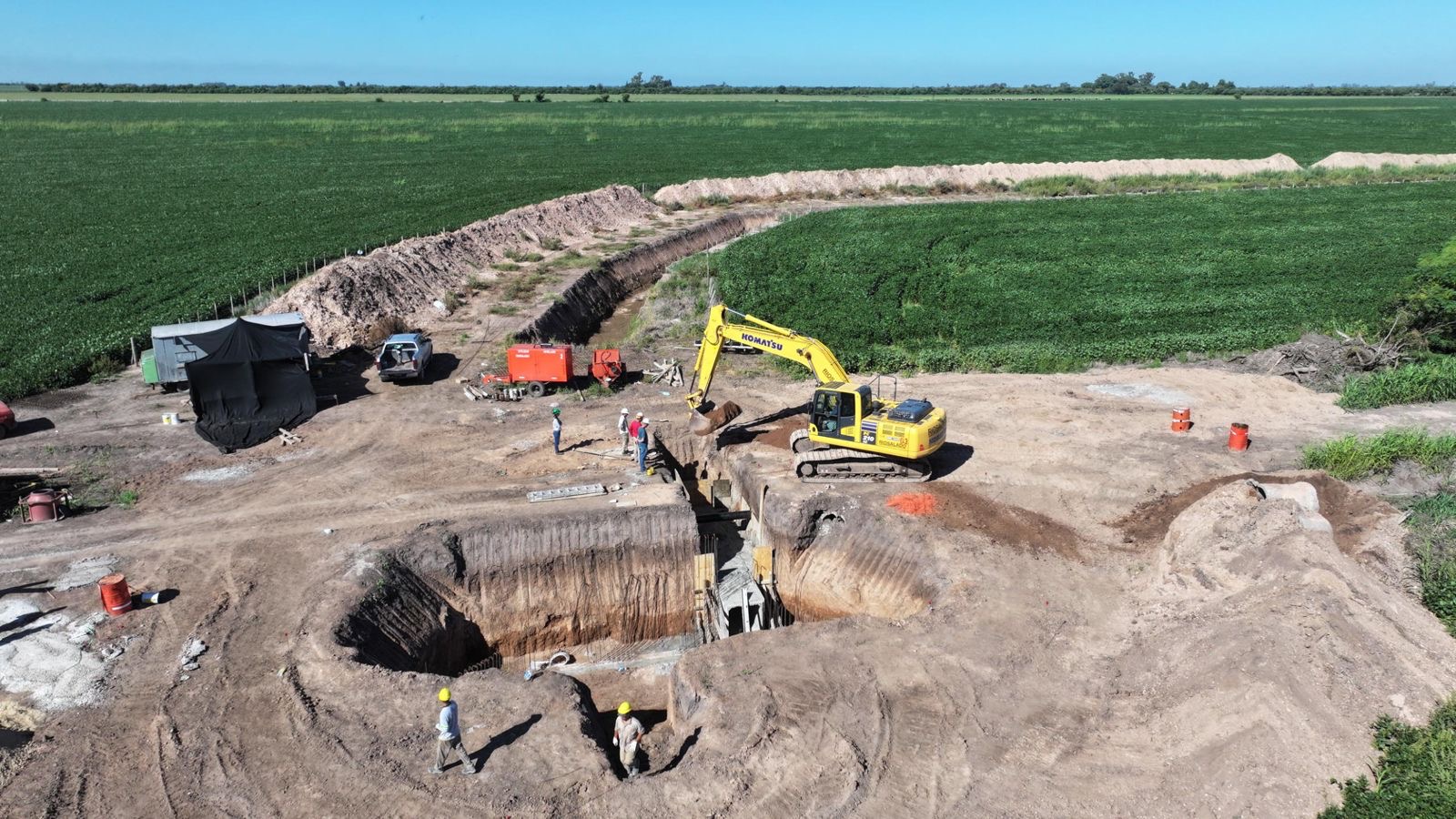 Construcción de canales en localidades santafesinas dentro del plan de obras hídricas Santa Fe