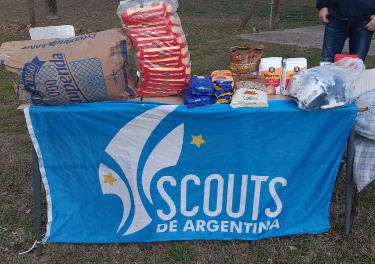 Continúa la donación de viandas de la mano del grupo Scout