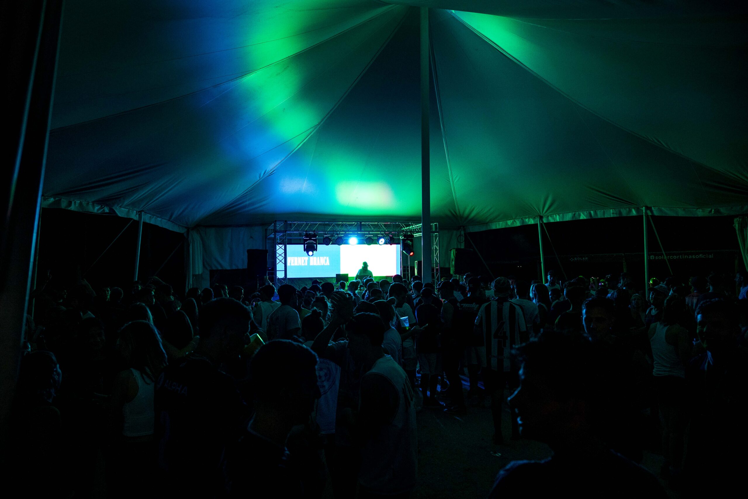 Ambiente del after de Copa Pymes Damfield en Estancia Damfield