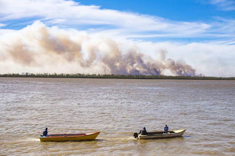 Corte Suprema ordenó crear un Comité de Emergencia para parar los incendios en el Delta del Paraná