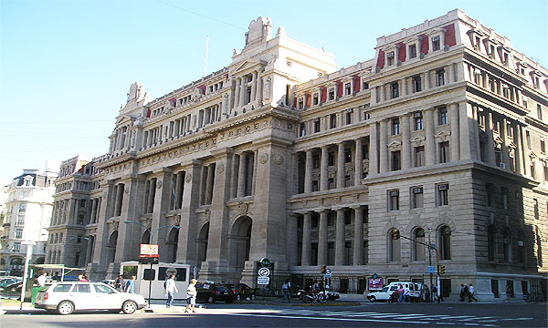 Corte Suprema Santa Cruz - Palacio de Tribunales y nueva intimación al TSJ