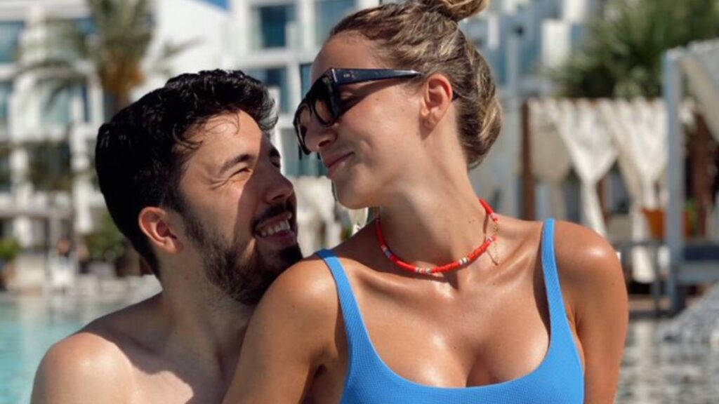 El youtuber Willyrex anuncia que va a ser padre con su novia Cristina