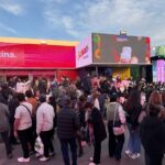 Stand Sabores Santa Fe en Expo Rural Palermo con público