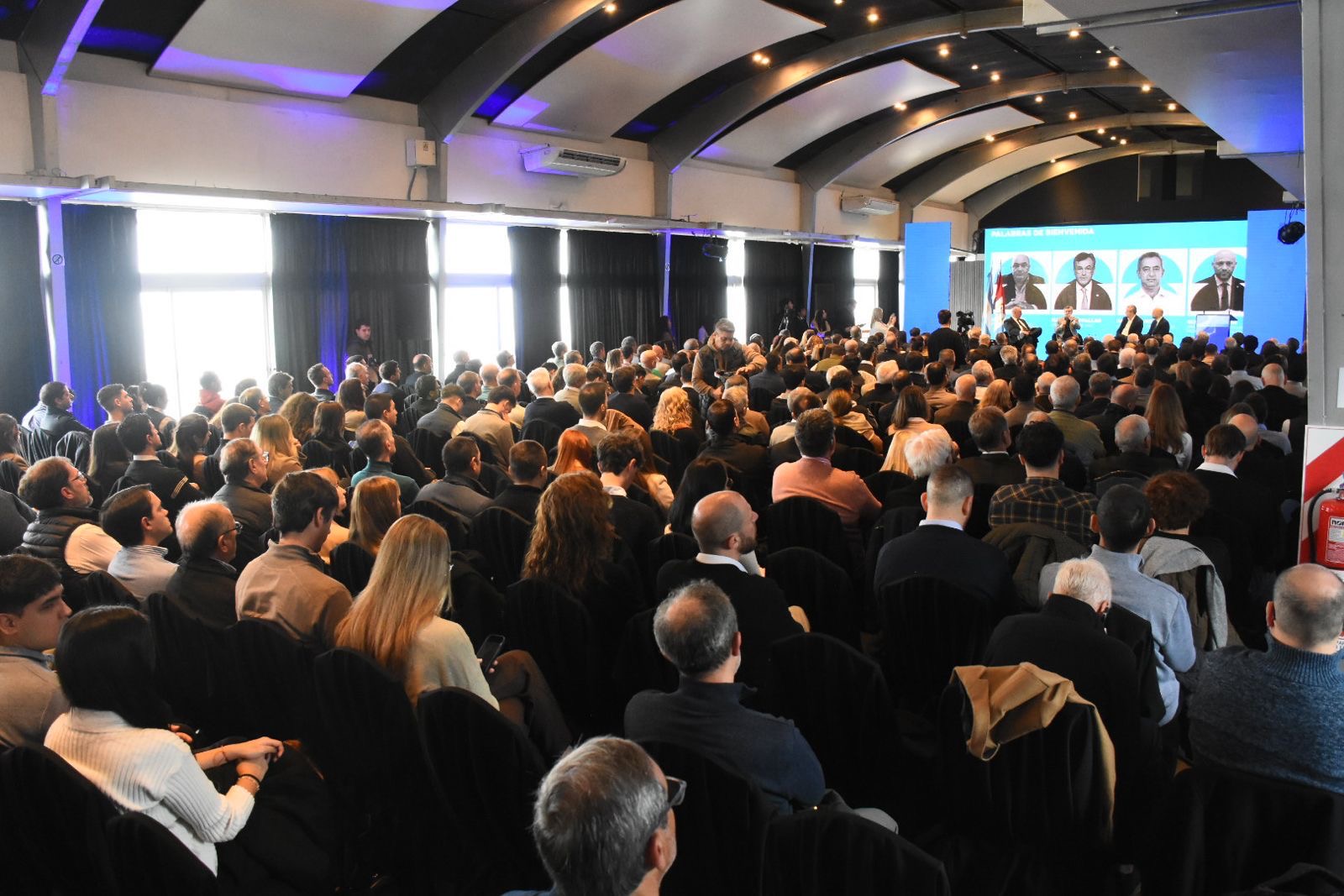 Conferencia Fabricar Futuro Pullaro La Fluvial Rosario