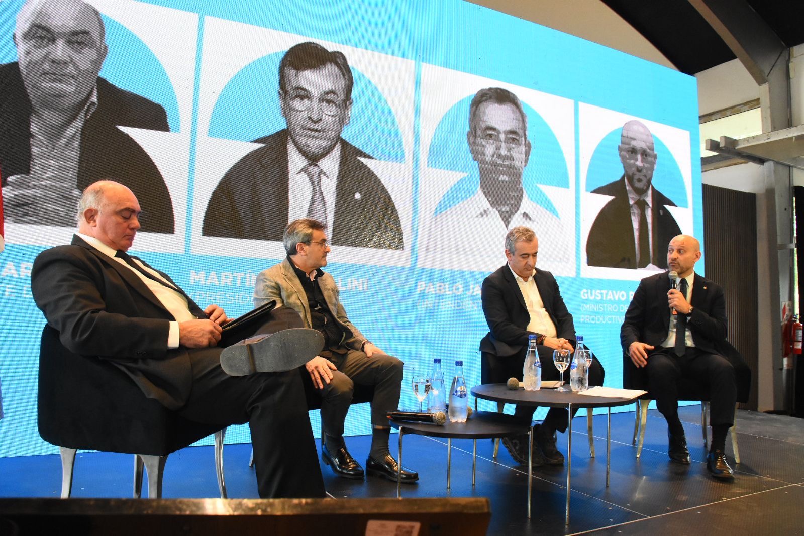 Panel Fabricar Futuro industria Santa Fe Pullaro