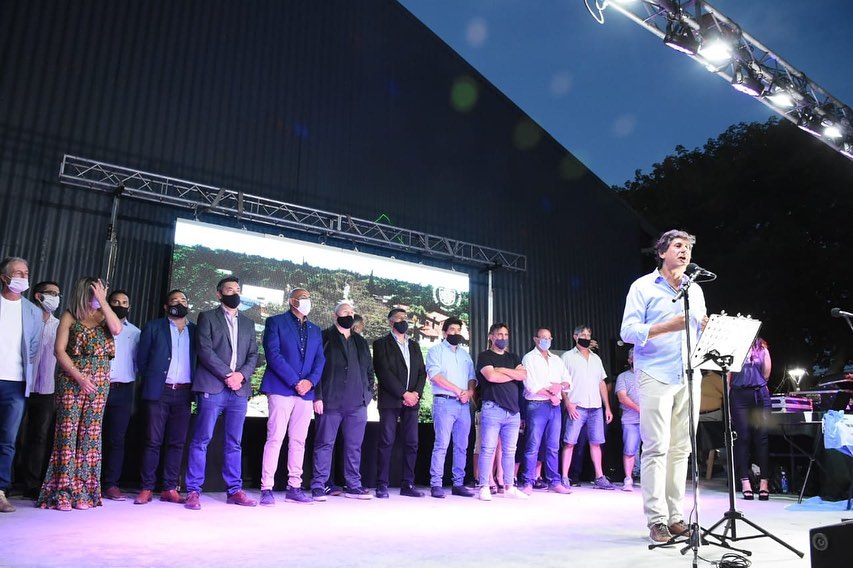 Funes: Habrán vacunas para el covid en enero