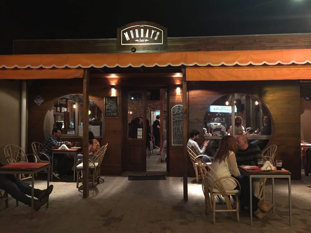 #Funes: Volvió el reconocido bar "Murray" con menú ejecutivo incluido.
