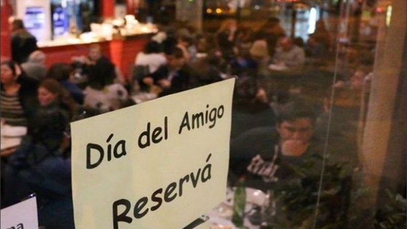 Gastronómicos proponen que el día del amigo se celebre en septiembre por el coronavirus