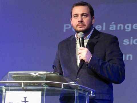 Ghione pide sancionar a los padres de los adolescentes que violen las medidas sanitarias