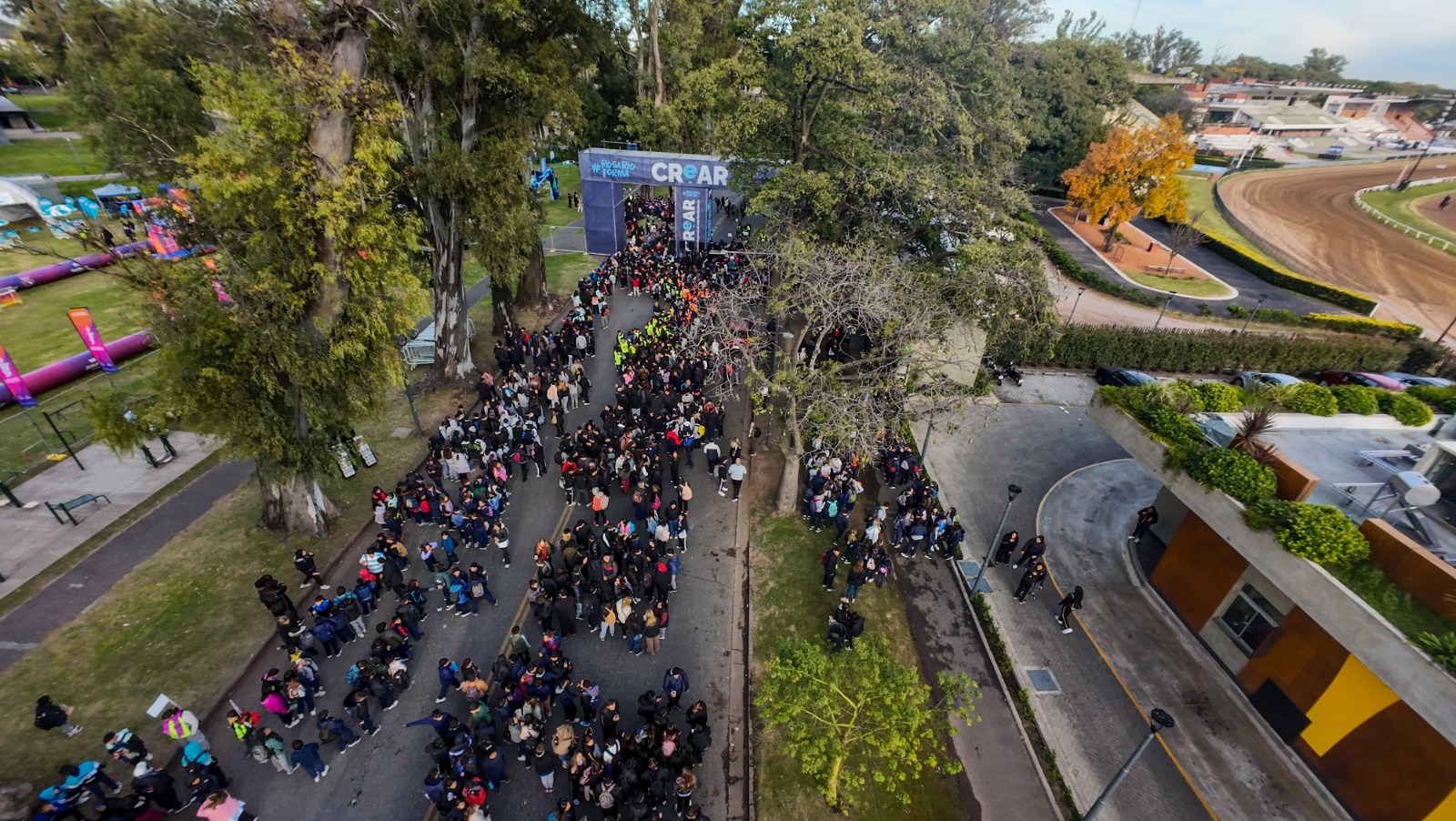 Espacios predeportivos de los Juegos CReAR en el Parque de la Independencia de Rosario