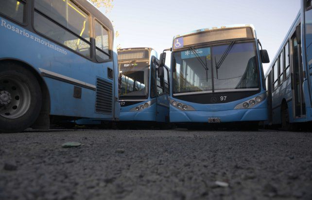 Los choferes de colectivos vuelven a parar en Rosario y la región por tiempo indeterminado