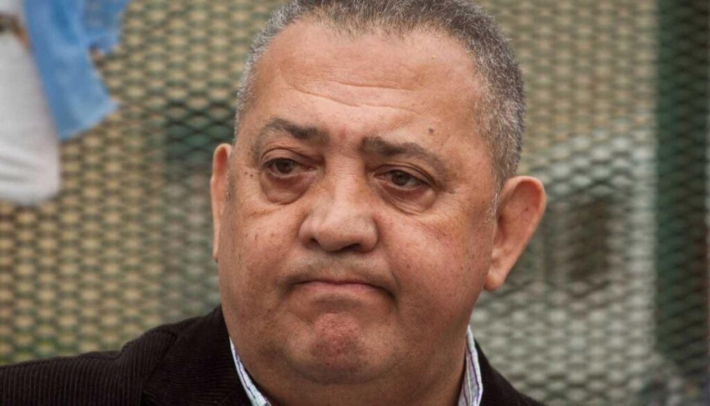 Luis D'Elìa internado con coronavirus en un sanatorio porteño