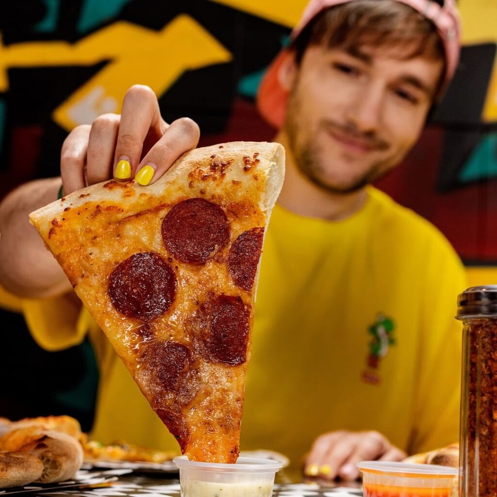 Metro New York Pizza llega a Funes