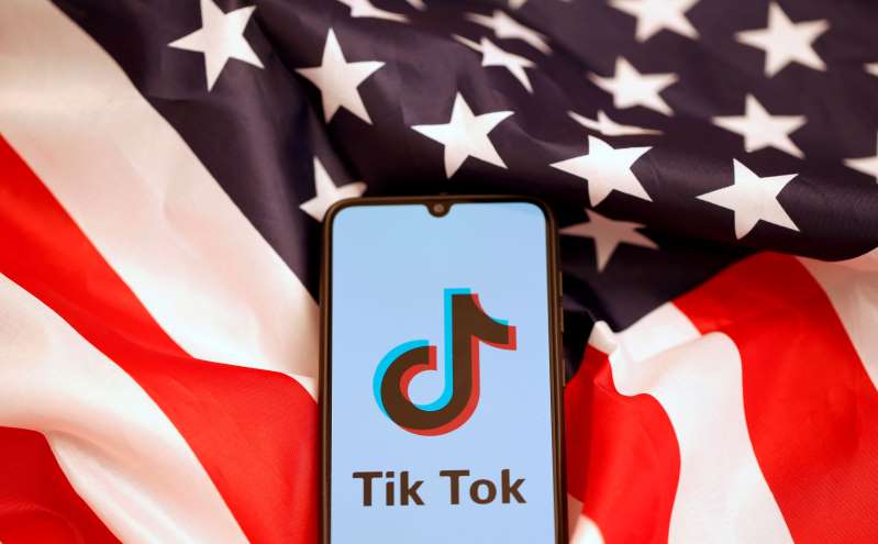 Mnuchin dice que aplicación china #TikTok está bajo revisión de autoridades federales