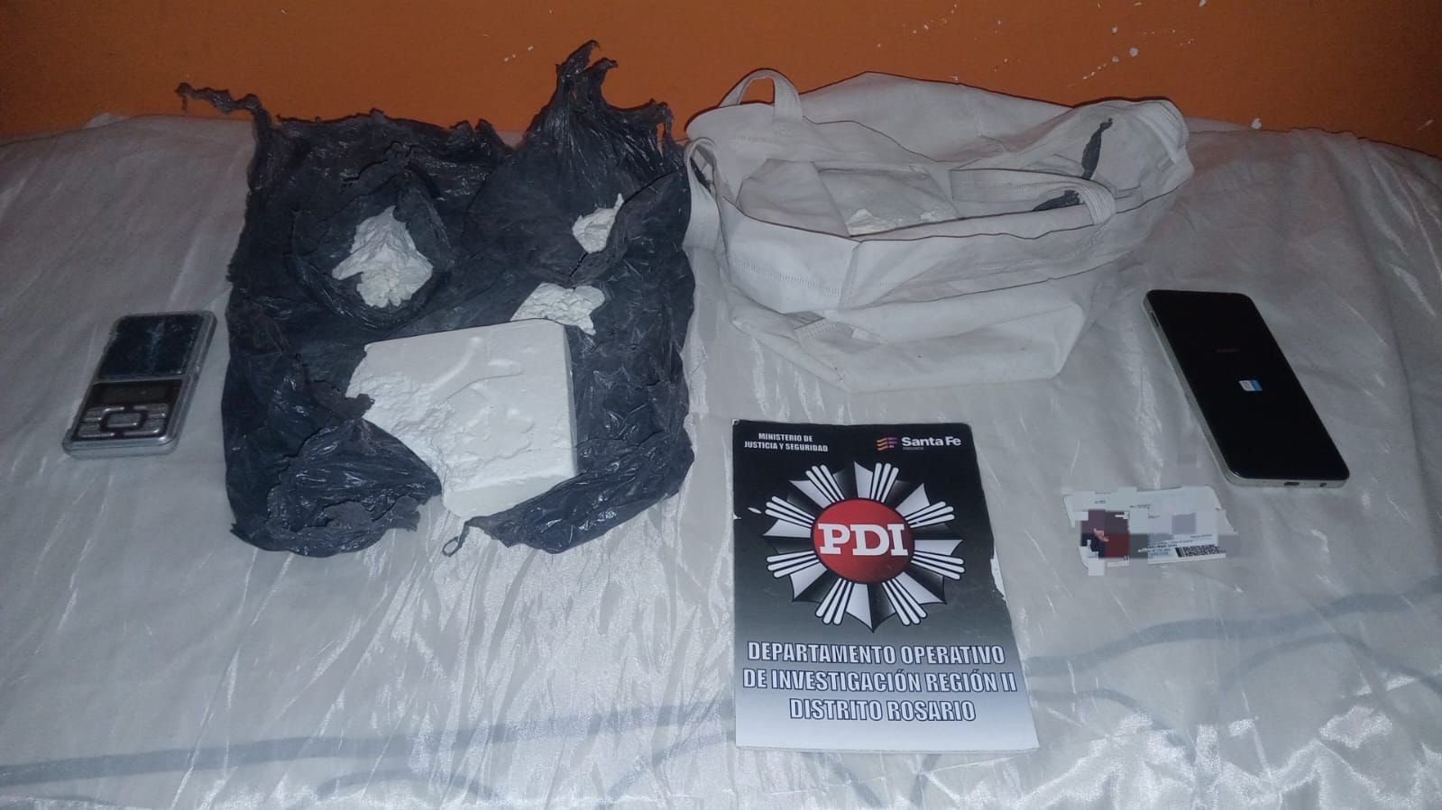 Material secuestrado narco extorsión Rosario PDI