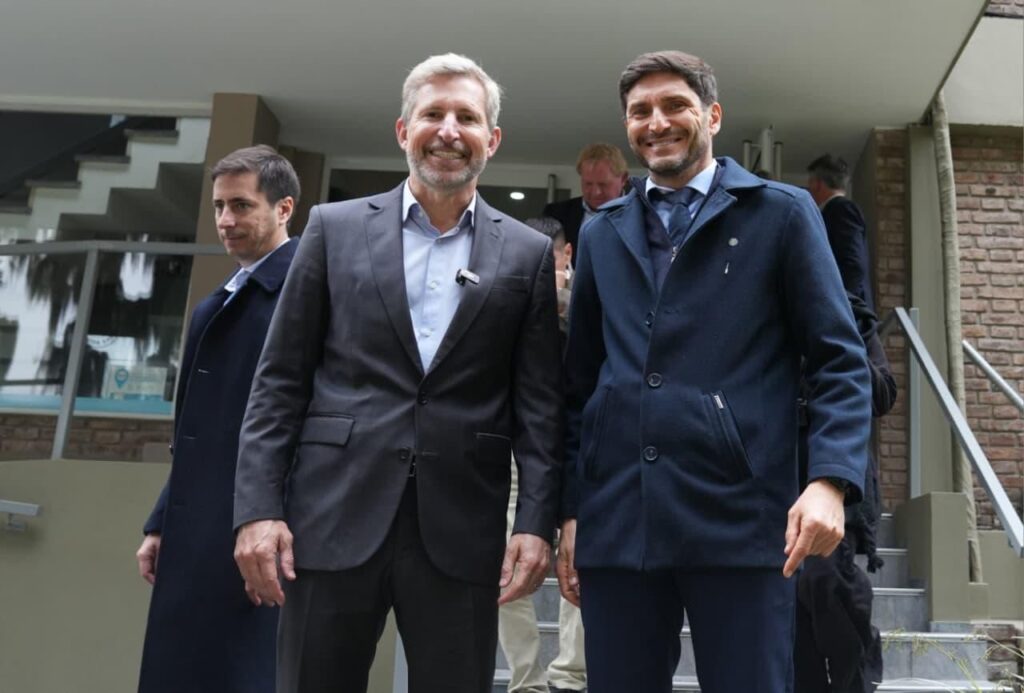 Pullaro y Frigerio firmaron el hermanamiento Las Tunas Libertador San Martín