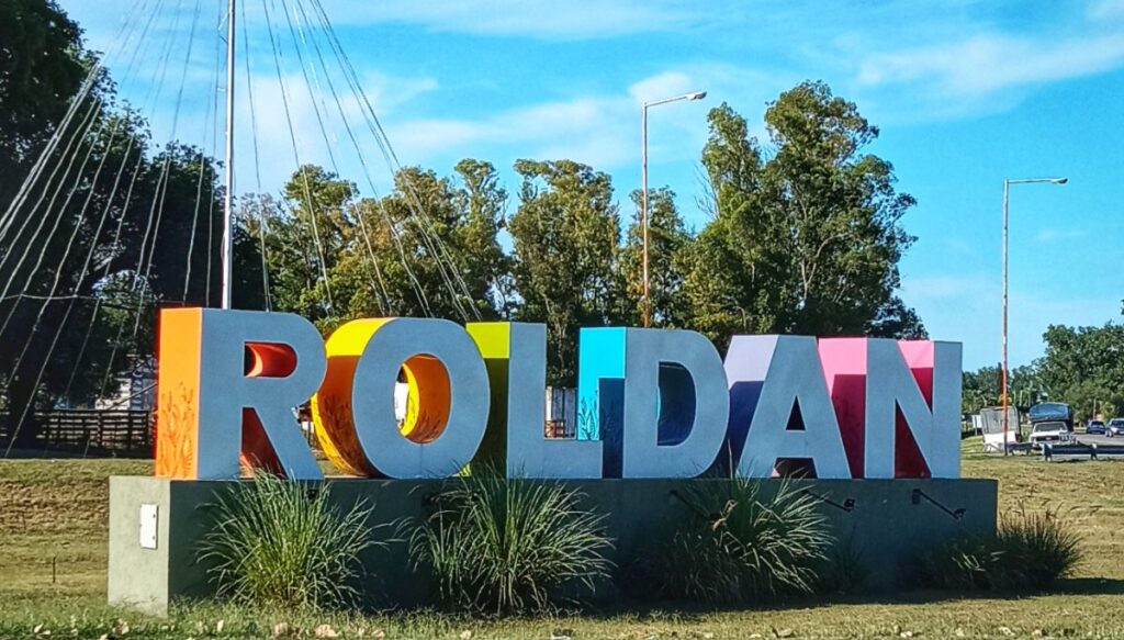 Calidad de vida en Roldán: cartel de ingreso a la ciudad de Santa Fe