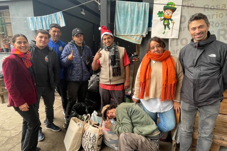 Donaciones personas en situación de calle Rosario: entrega en barrio