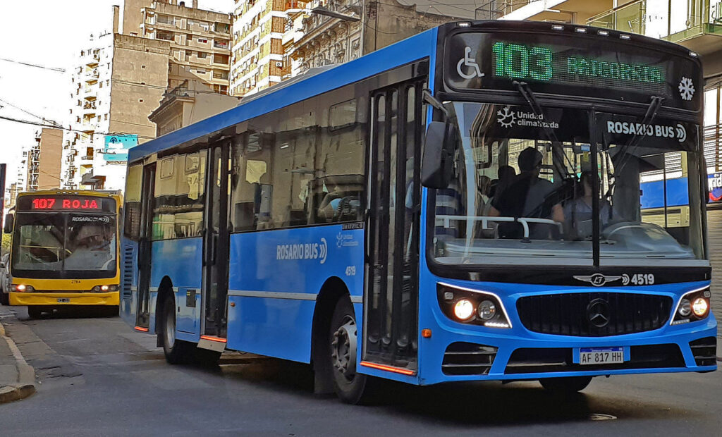 TUP Google Maps Rosario colectivo en parada