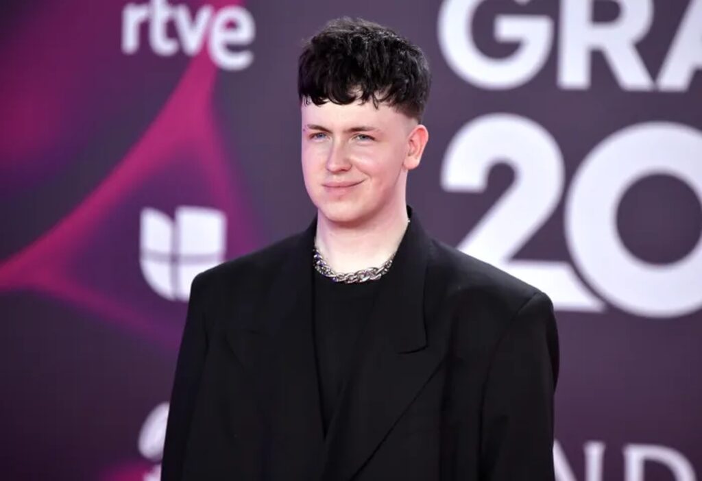Zecca, el productor de Funes vinculado a Drake, en la alfombra roja de los Latin GRAMMY 2026
