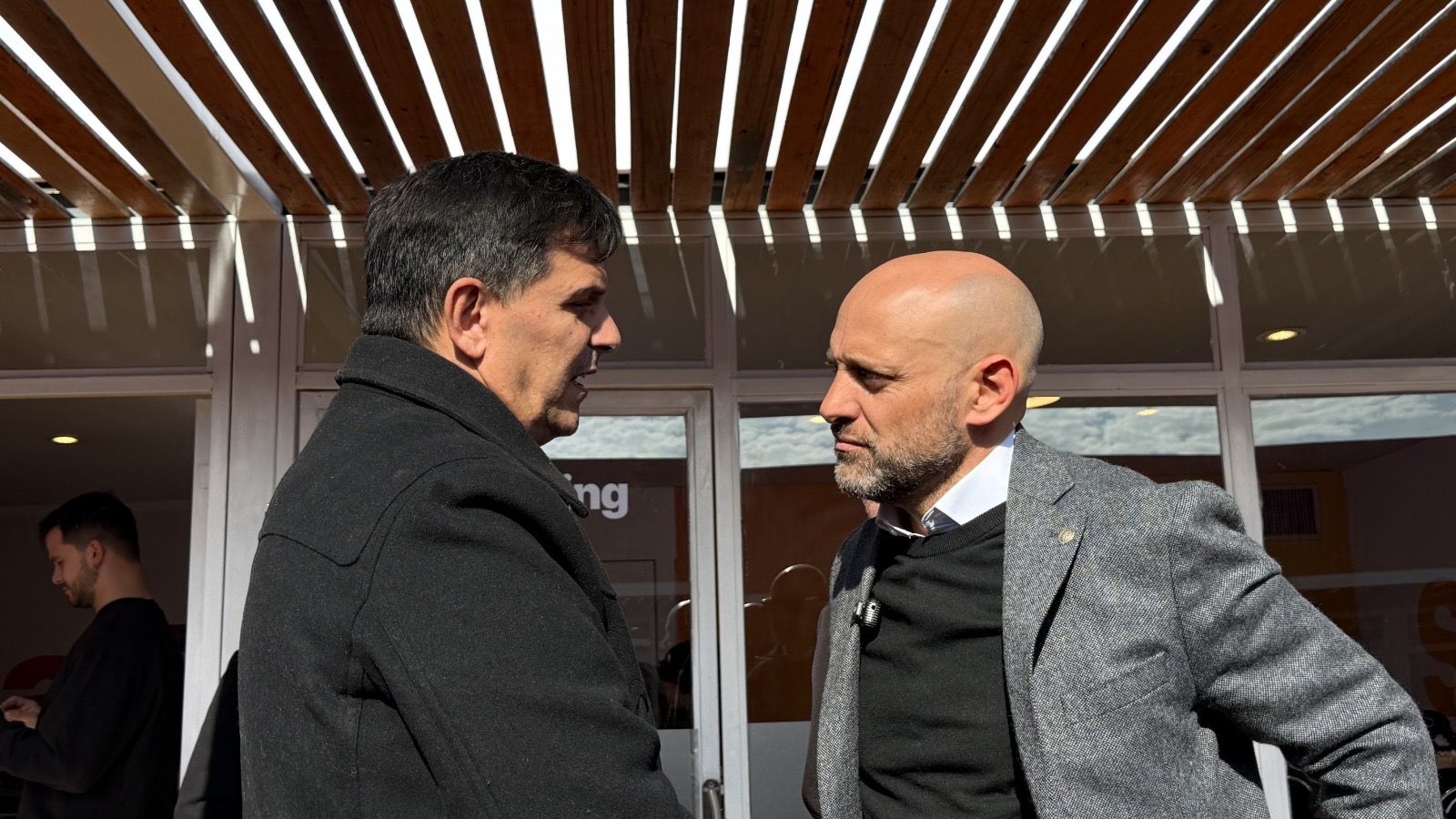 Reunión institucional del intendente Escalante con autoridades
