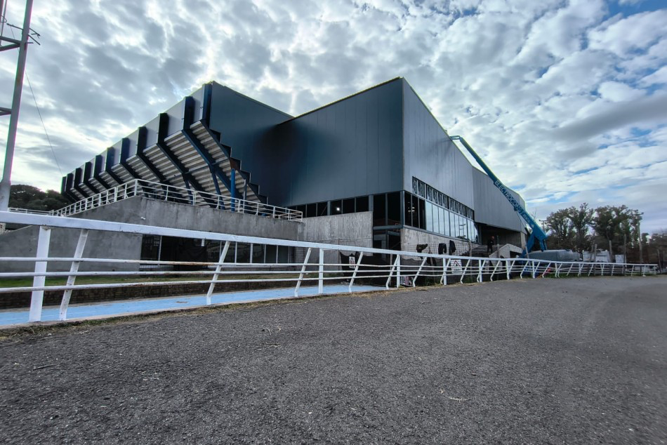 Rosario Arena en el predio de la ex Rural, una de las obras clave para los Juegos Suramericanos Santa Fe 2026