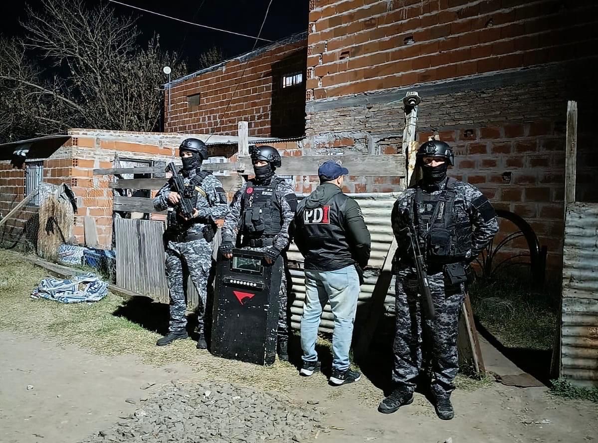 Allanamientos de la PDI por el homicidio en Ludueña Rosario