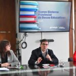 Santa Fe abre el lunes la inscripción a 10.000 becas educativas de $100.000 El ministro José Goity presentó el nuevo Sistema Provincial de Becas Educativas