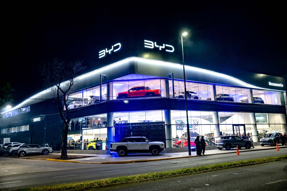 El nuevo concesionario BYD Monumento de Neostar en Rosario