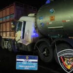 Choque de camiones en la ruta A012 a la altura de Piñero durante la noche