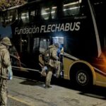 Arranca en Rosario el colectivo solidario que brinda refugio nocturno a personas en situación de calle Colectivo solidario de la Fundación Flecha Bus que ofrece refugio nocturno a personas en situación de calle en Rosario