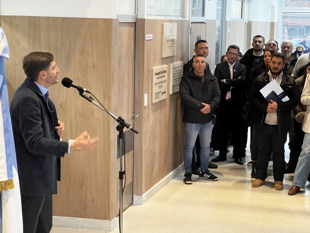 Pullaro durante el acto de inauguración del Hospital SAMCo Eva Perón