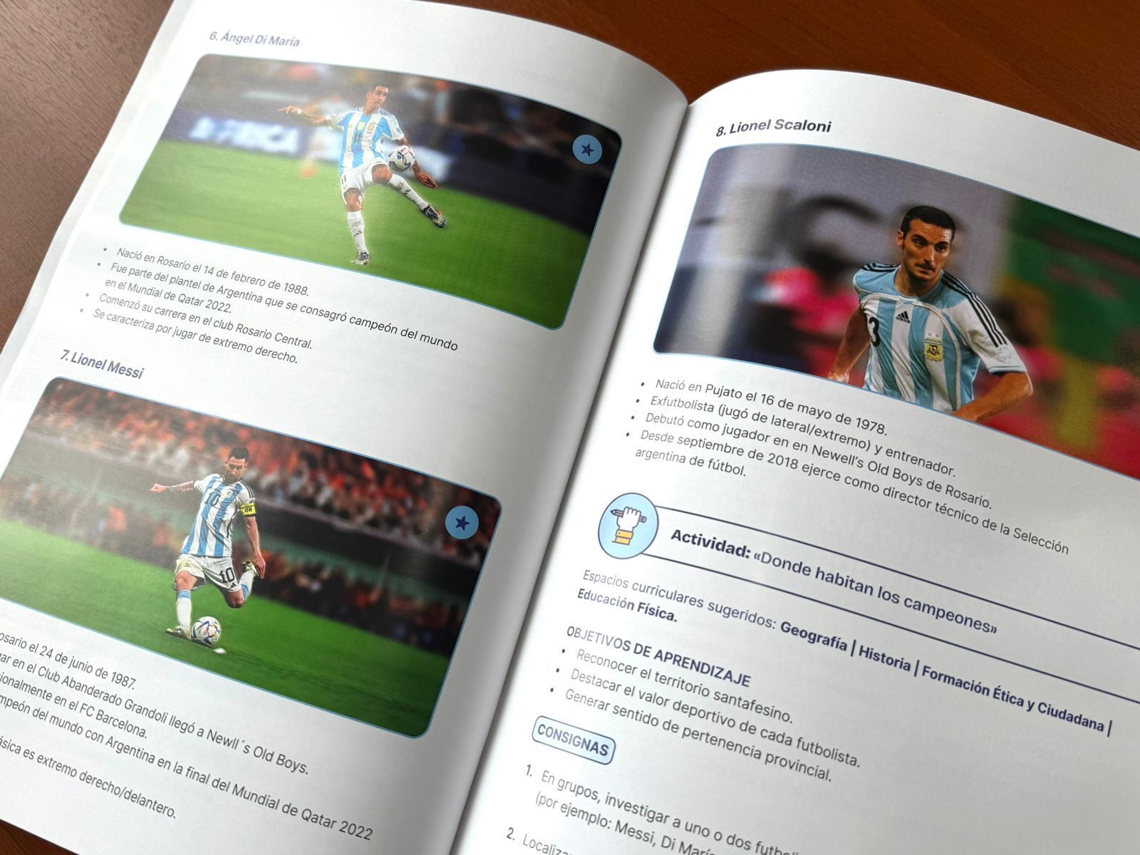 Material de los Juegos Suramericanos en las escuelas con jugadores de la Seleccion Argentina