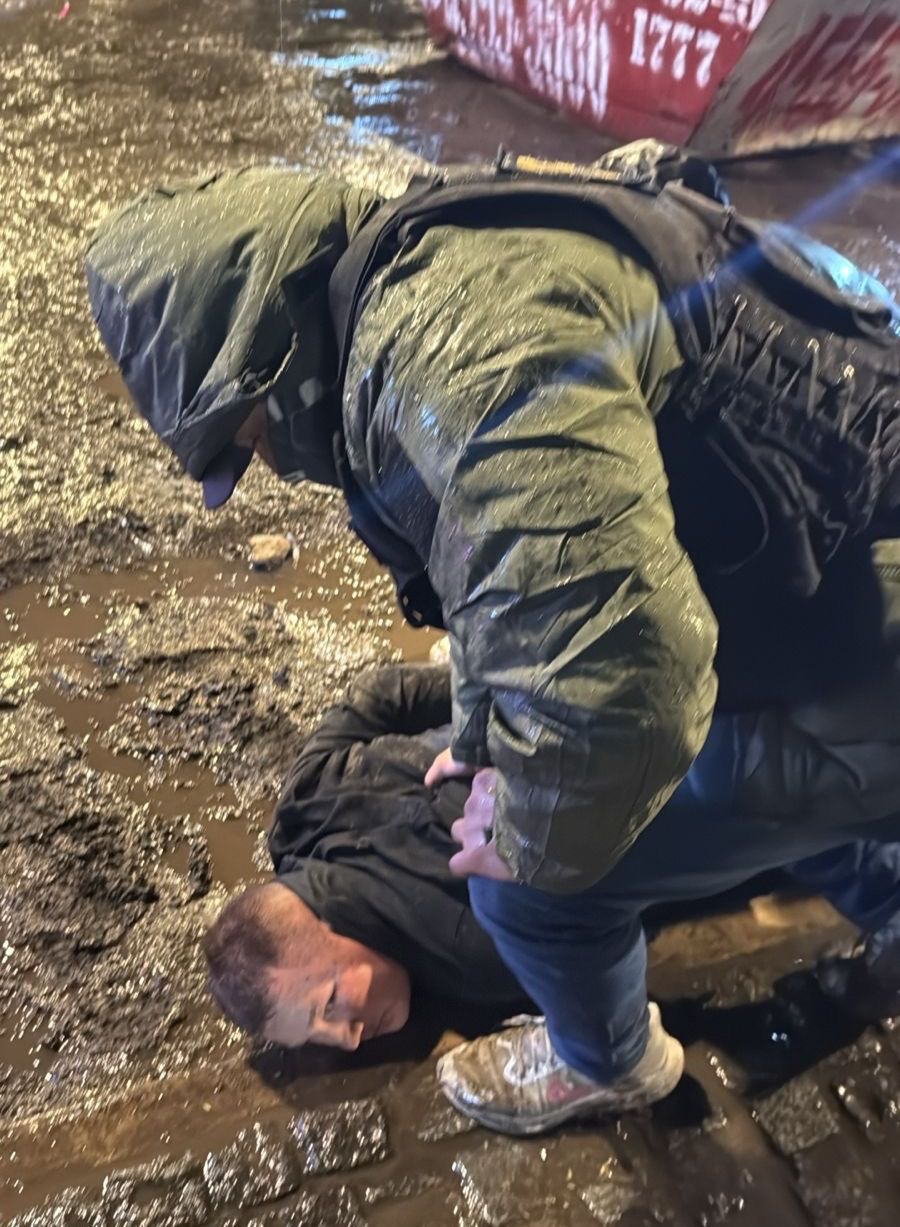 Momento de la detención de Plin Acosta en Buenos Aires