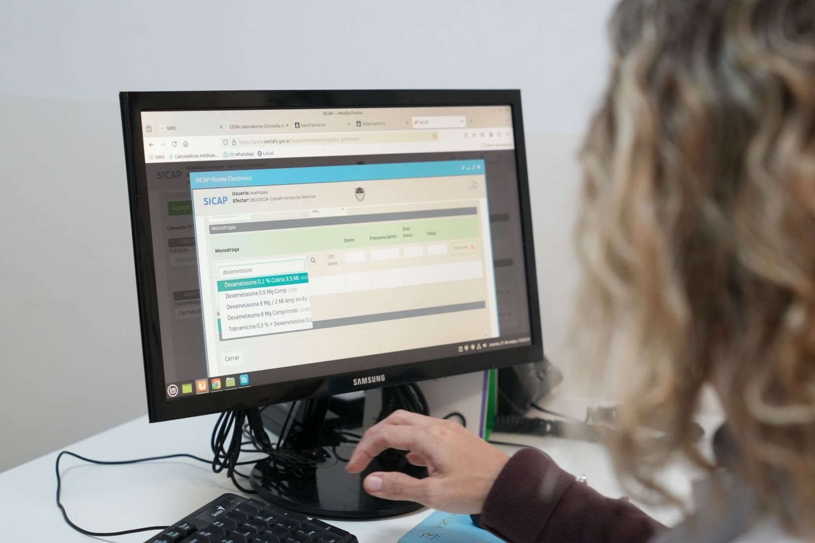 Pantalla del sistema SICAP de receta electrónica en un efector público de Santa Fe