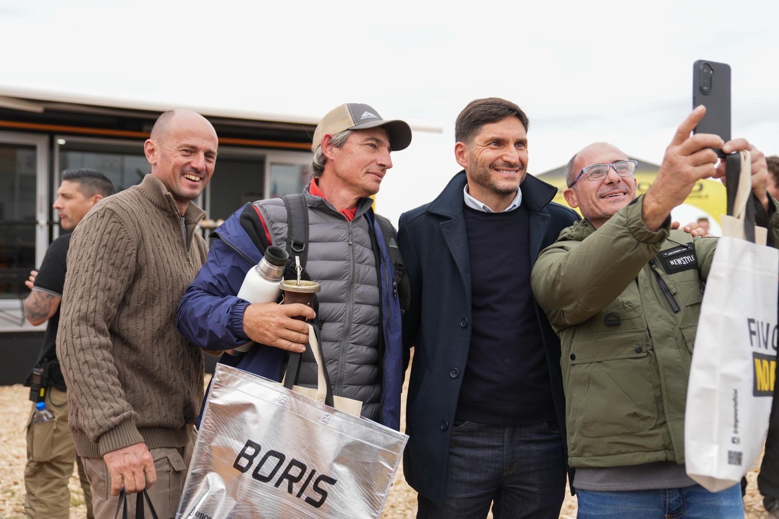 Visitantes en el stand de Santa Fe en Agroactiva 2026