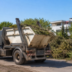 Fuerte golpe a la construcción y al sector inmobiliario en Funes: la crisis de la cava dispara el precio de los volquetes