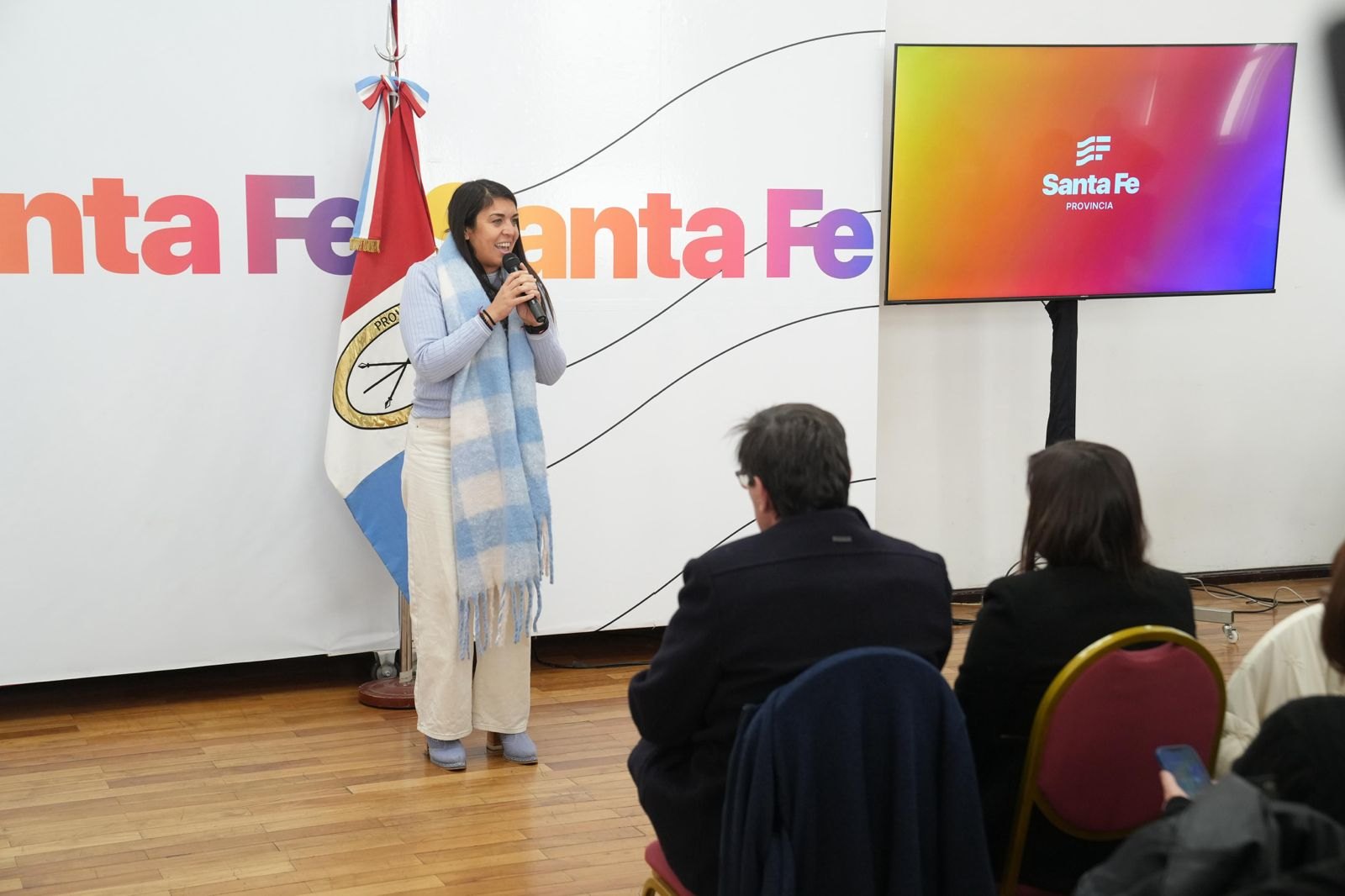 Autoridades del Ministerio de Educación durante el acto del programa Abre Escuela