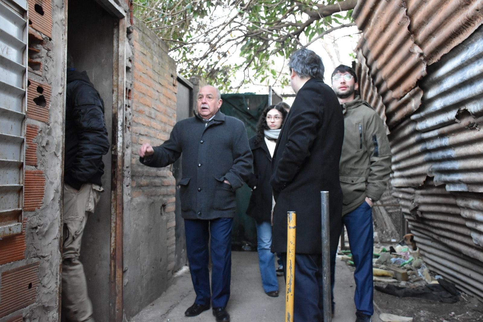 Autoridades provinciales en Villa Centeno, Rosario
